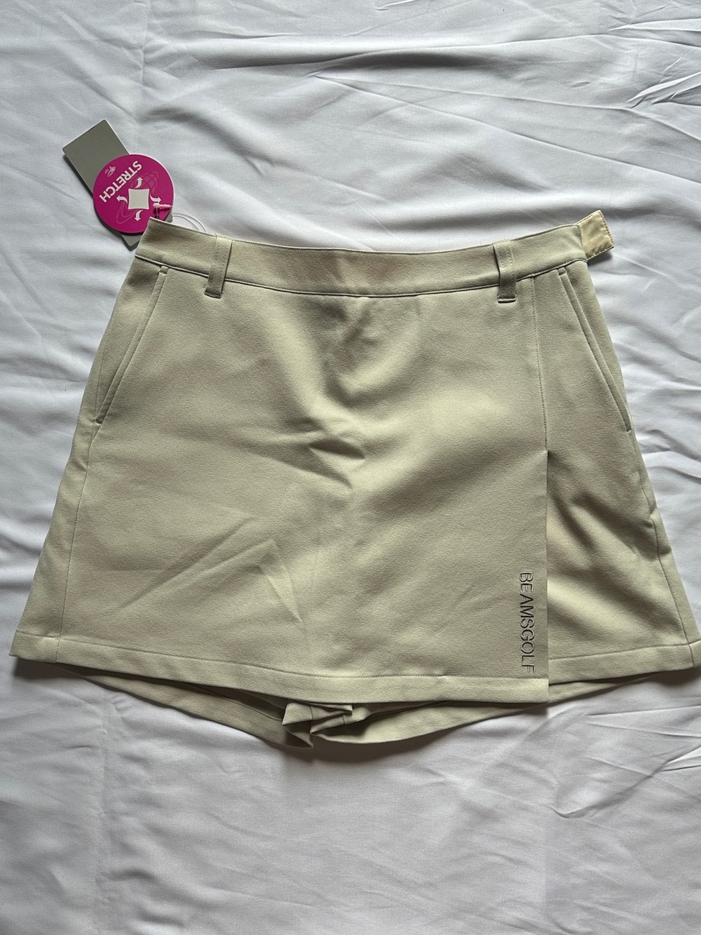 BEAMS Golf Women's Beige Golf Skort